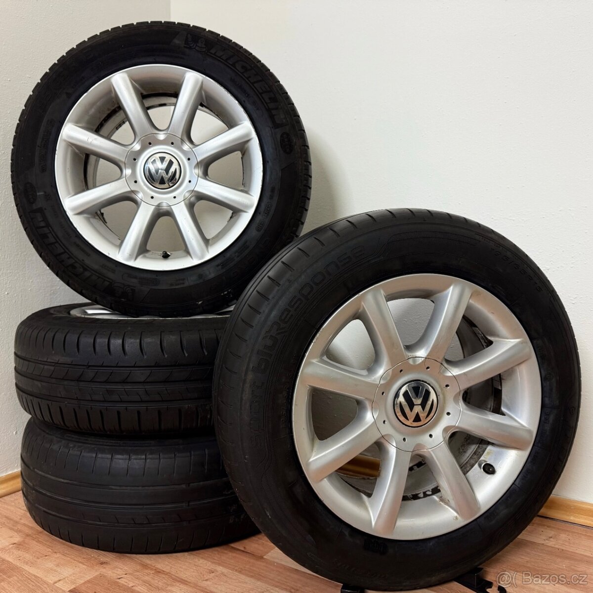 VW PASSAT B5.5 5x112 R15 ET37+LETNÍ 195/65R15 5mm