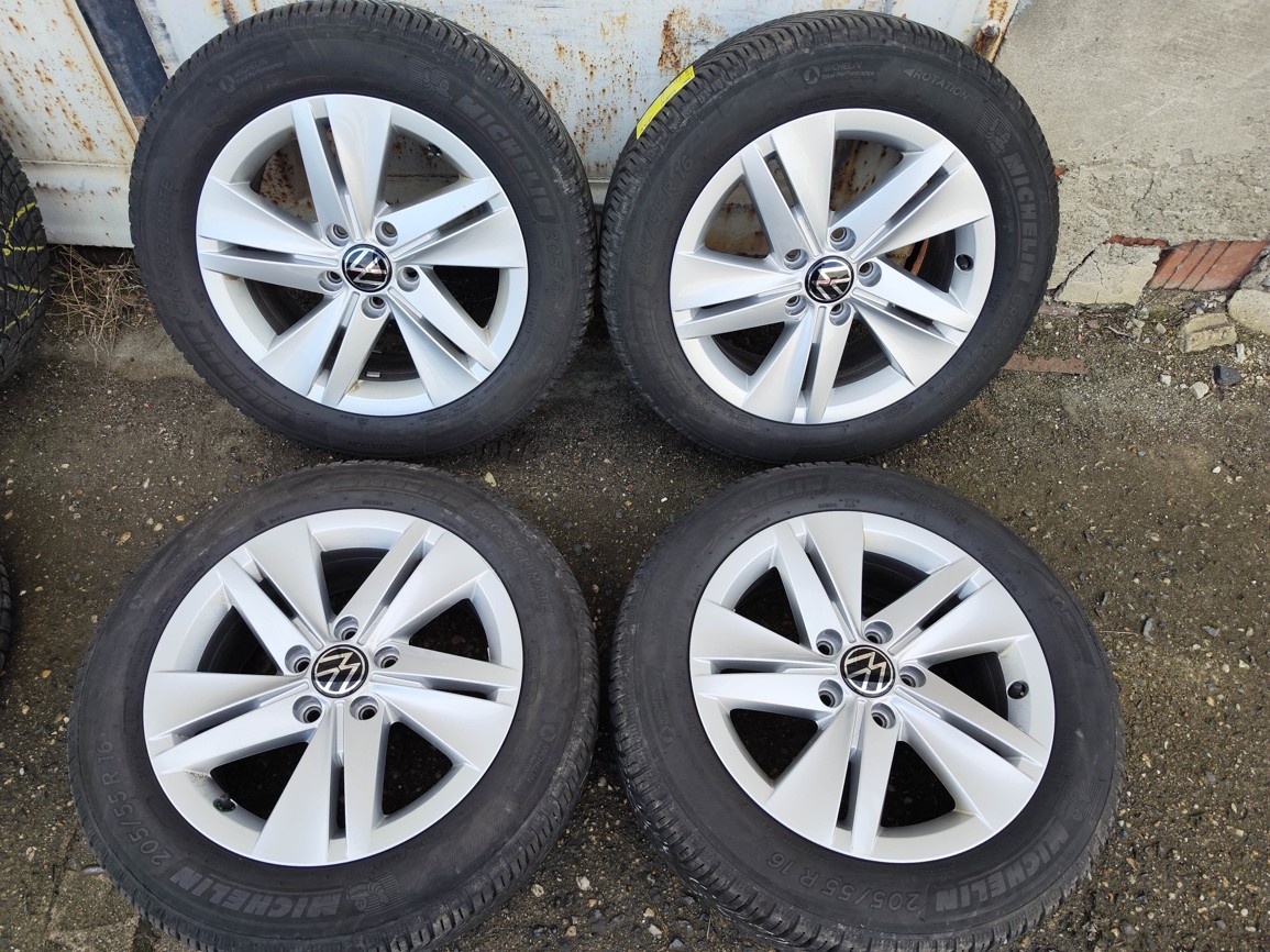 16"celoroční alu sada Norfolk 5x112 origo Golf 8 Variant GT