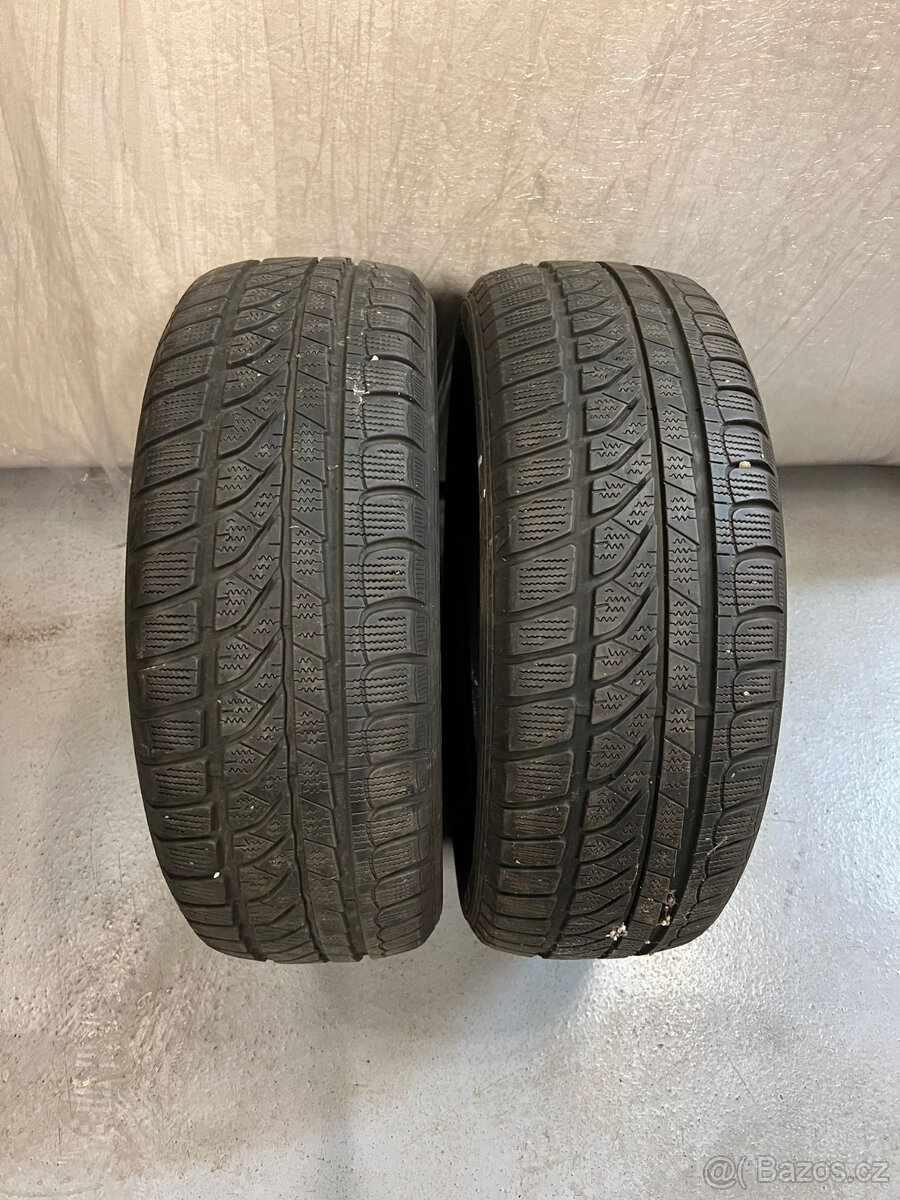 185/55R15 zimní pneu Dunlop