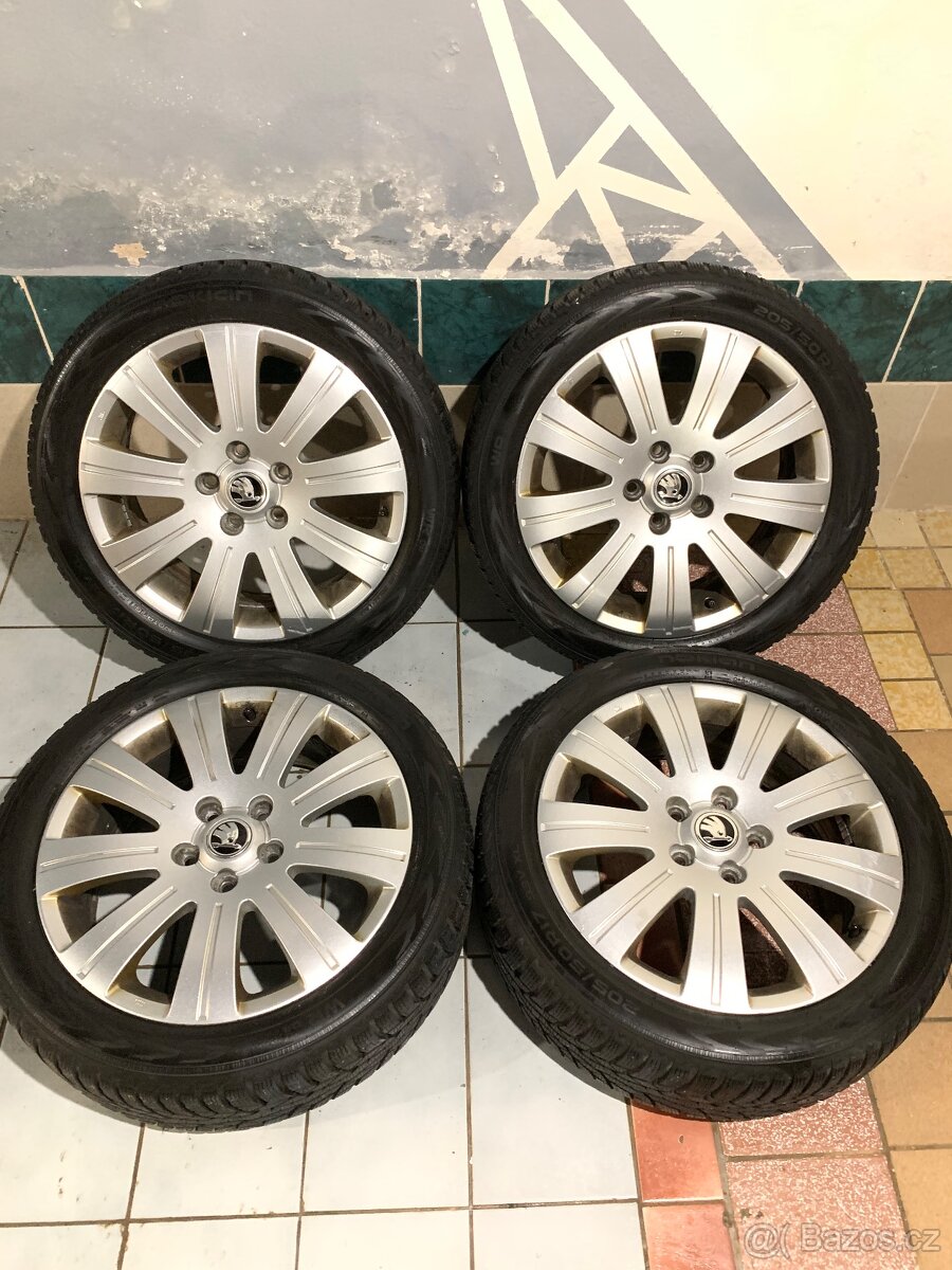 Alu kola Škoda R17 5X112 ZIMNÍ PNEU 205/50 R17