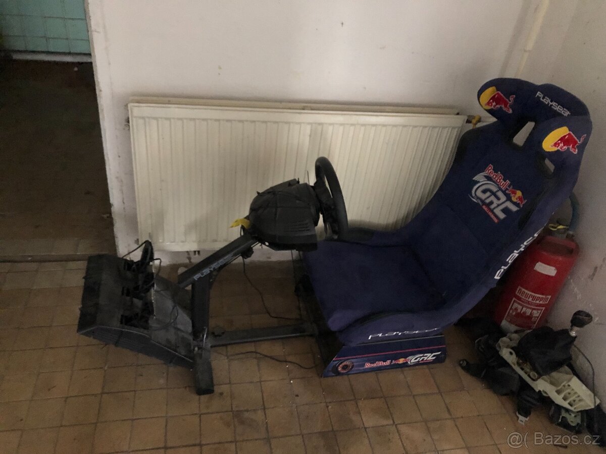 Playseat RedBull GRC