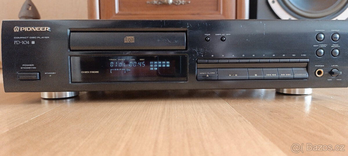CD přehrávač Pioneer PD-104