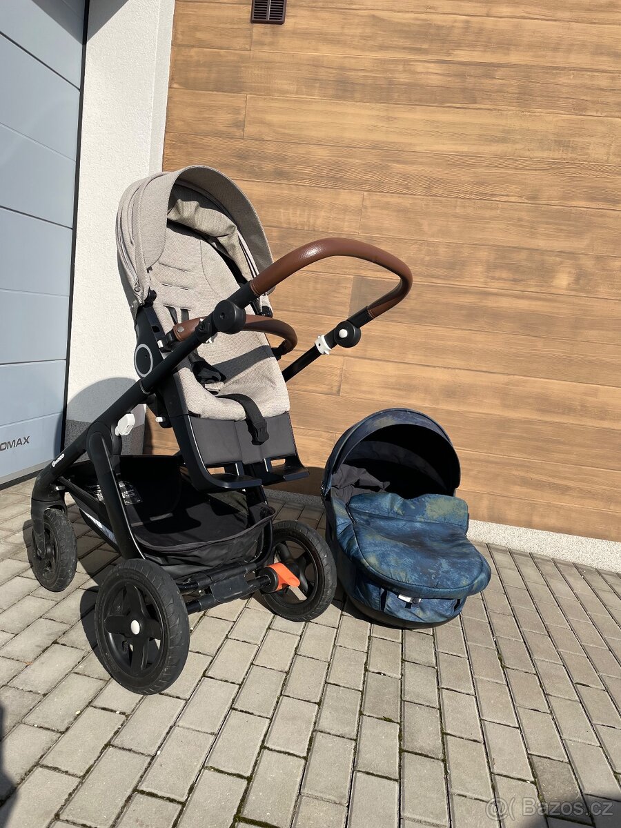 Terenni kocarek Stokke Trailz