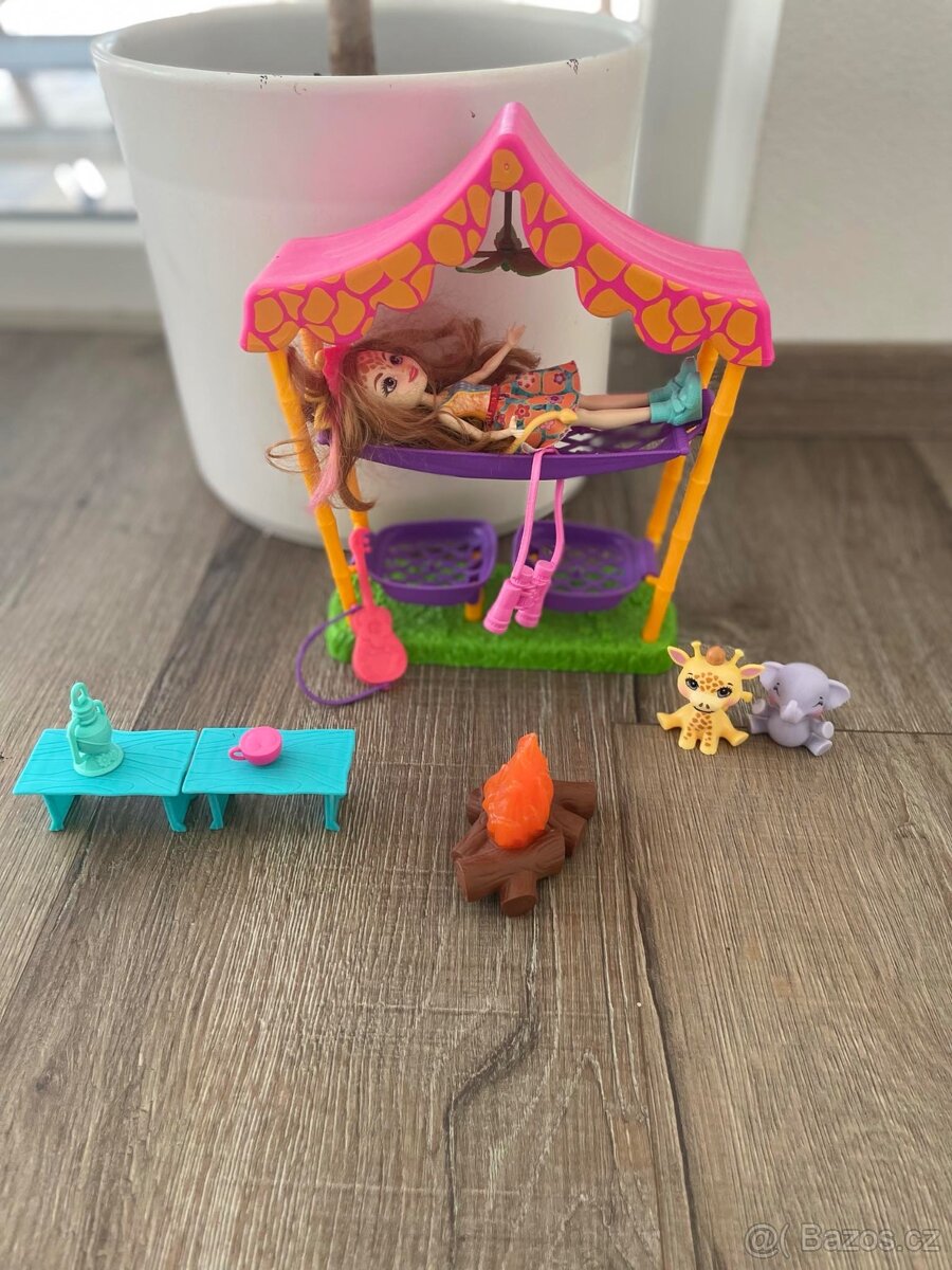 Mattel Enchantimals Jedeme tábořit