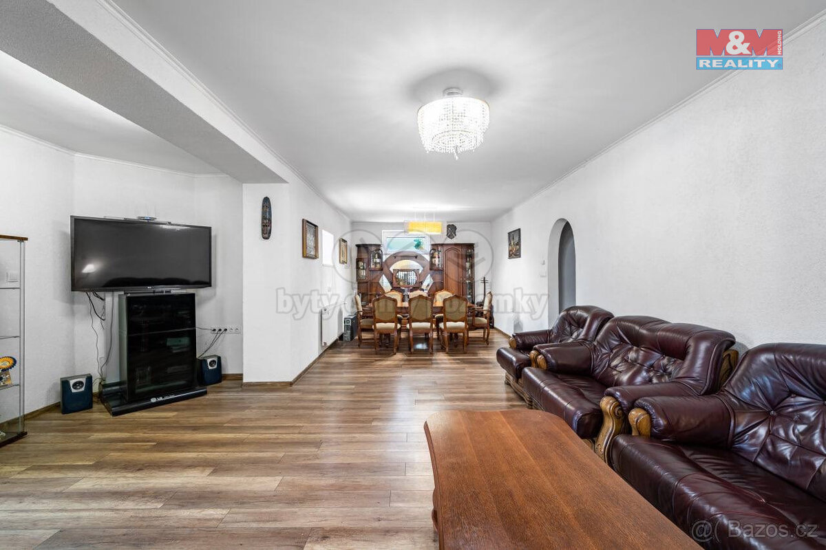 Prodej rodinného domu, 450 m², Praha, ul. Bezdrevská