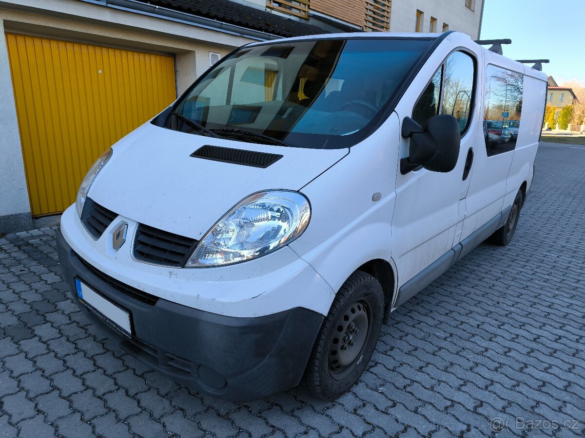 RENAULT TRAFIC 2.0 DCI, r.v. 2012, 1. MAJITEL, DOBRÝ STAV