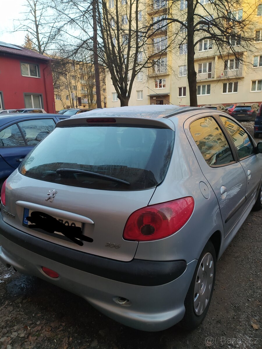 Peugeot 206 1, 6i,65kw,naj 210....tkm,STK plátna