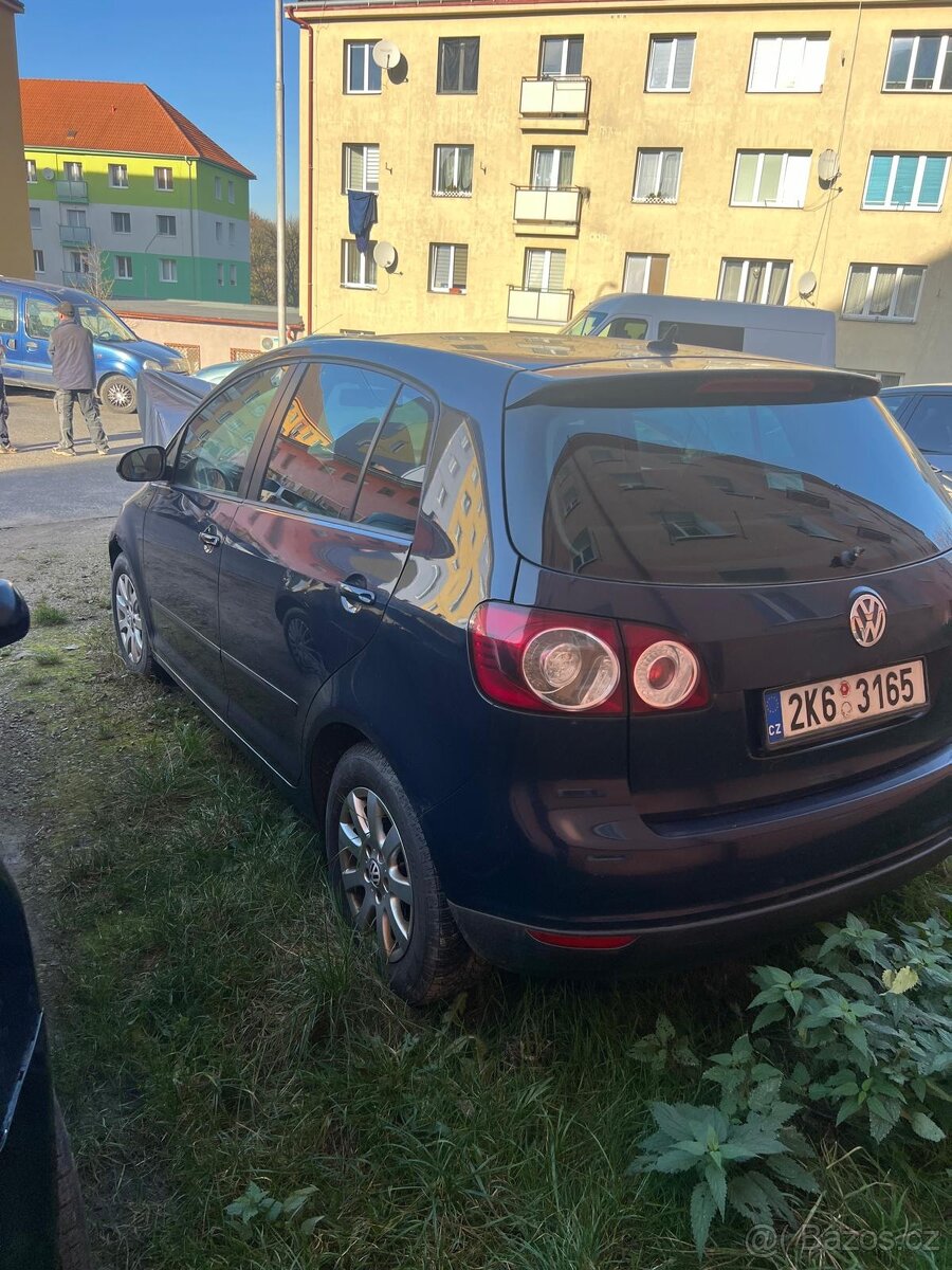 Prodám Volkswagen Golf 5 Plus 1.9TDI 77kw  r.v. 2005