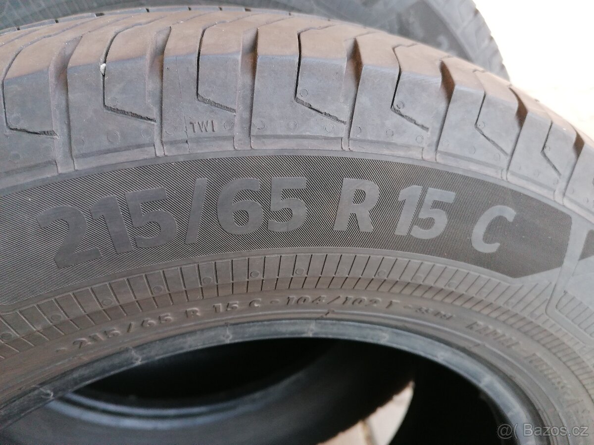 Letní zátěžové pneu 215.65r15C