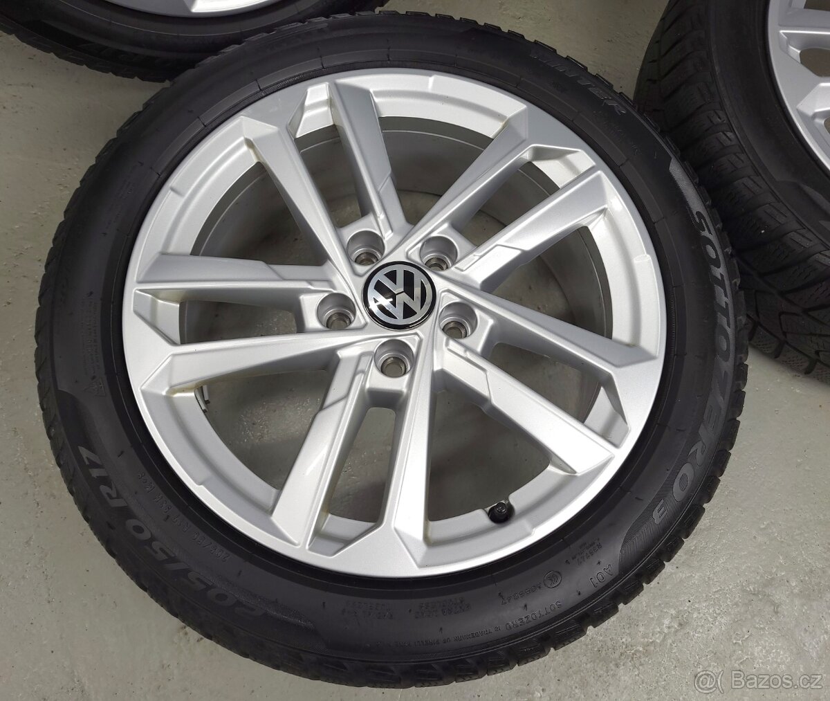 Originál 17" Audi A3 VW Škoda 5x112 zimní pneu 4mm