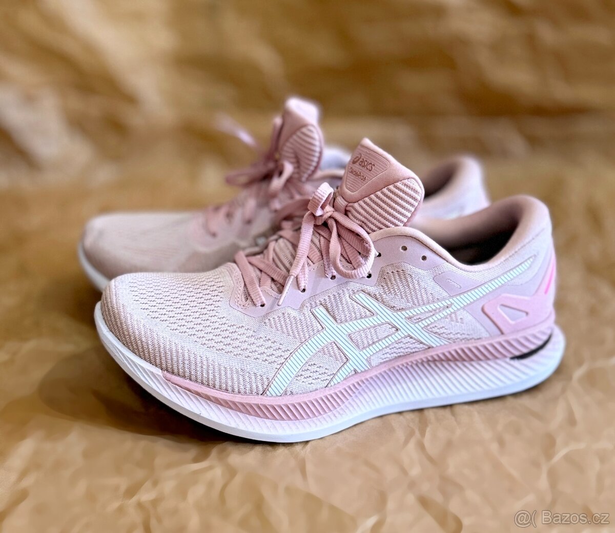 ASICS GlideRide Komfortní běžecké boty Unisex EU43,5, (US11)