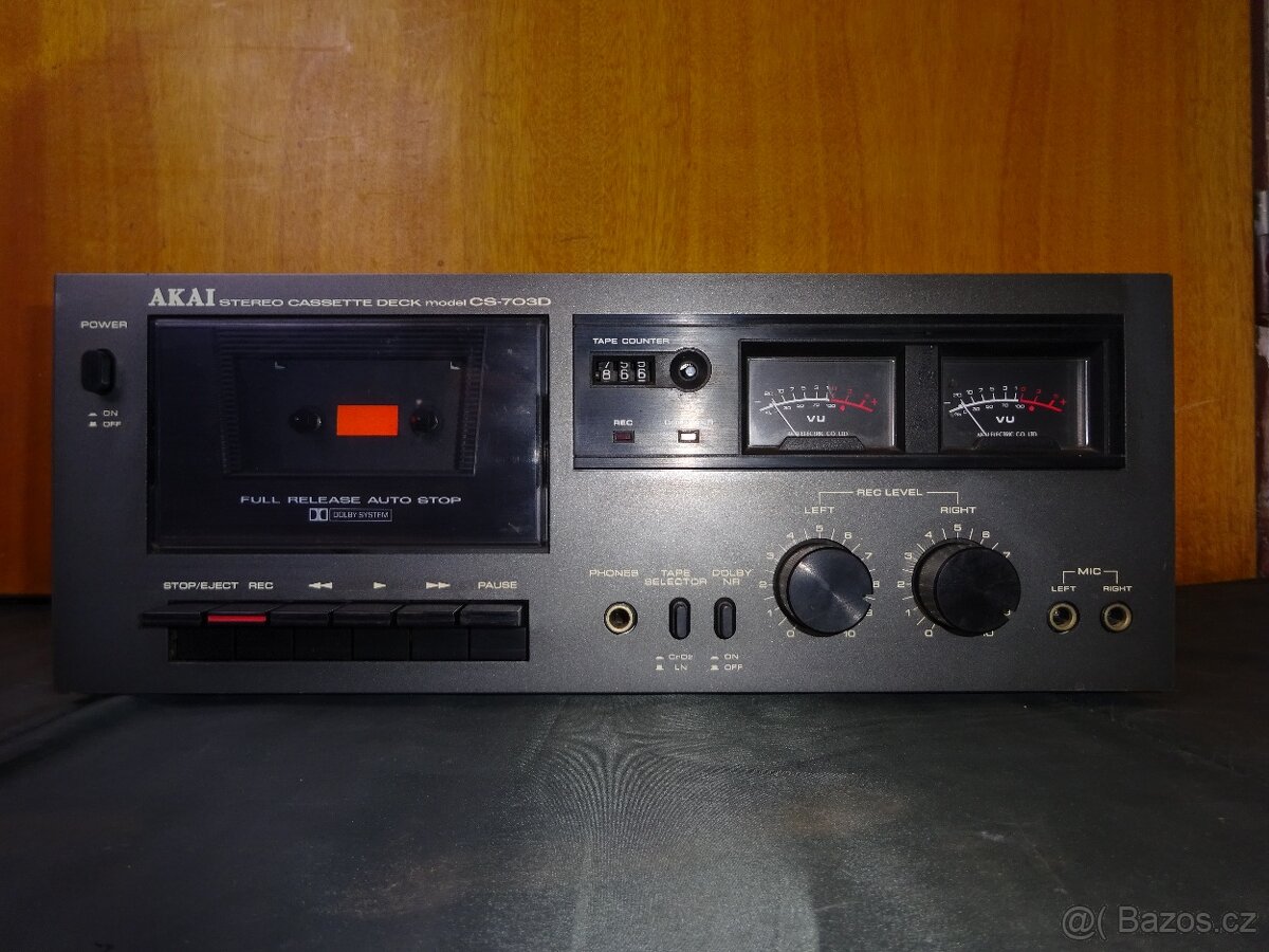 Stereo cassette tape deck AKAI CS703D