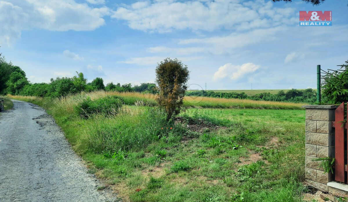 Prodej pozemku, 1000 m², Třtice