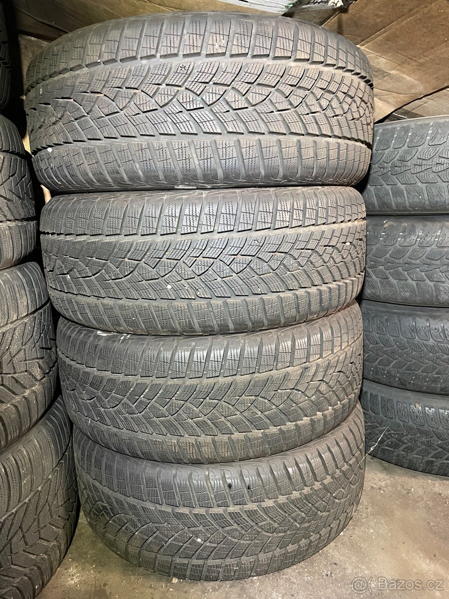 4ks Good Year Ultra Grip 225/45 R18 zimni 7mm