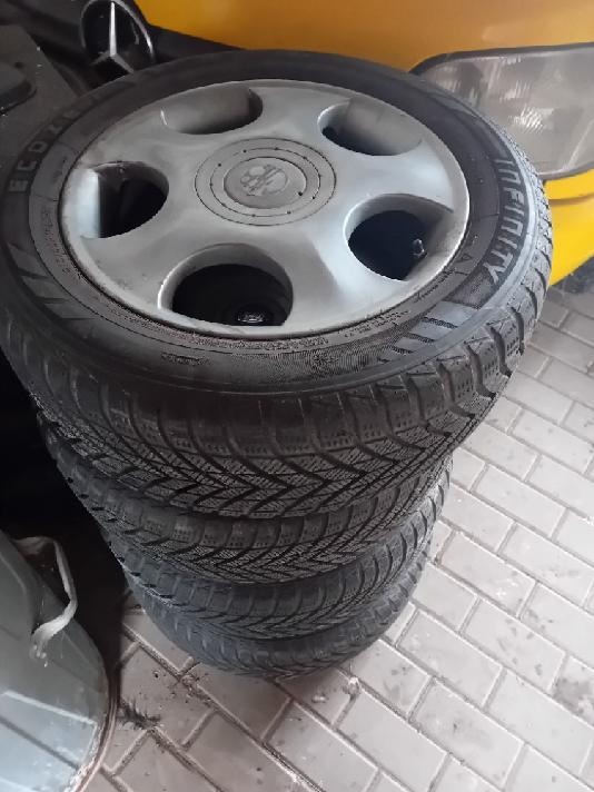 ALU 215/55R16-zimní pneu