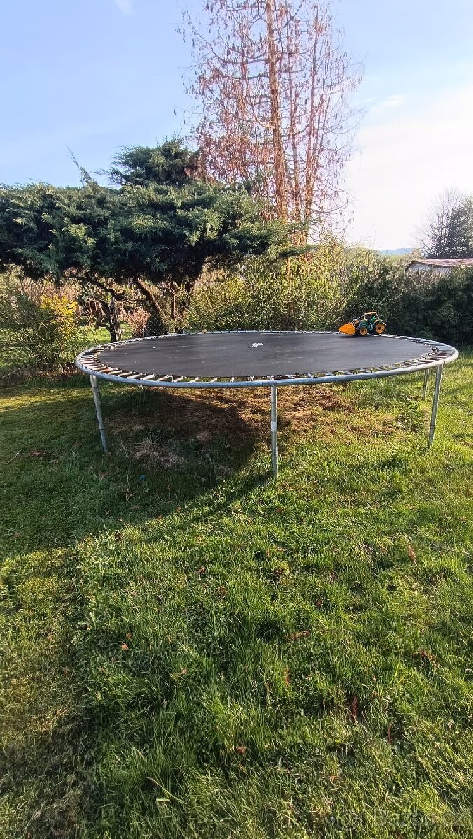 Trampolína 5m průměr