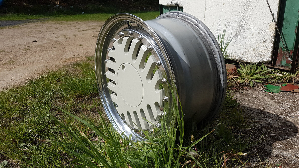 Custom 2dílná alu 4x100 R15 7J