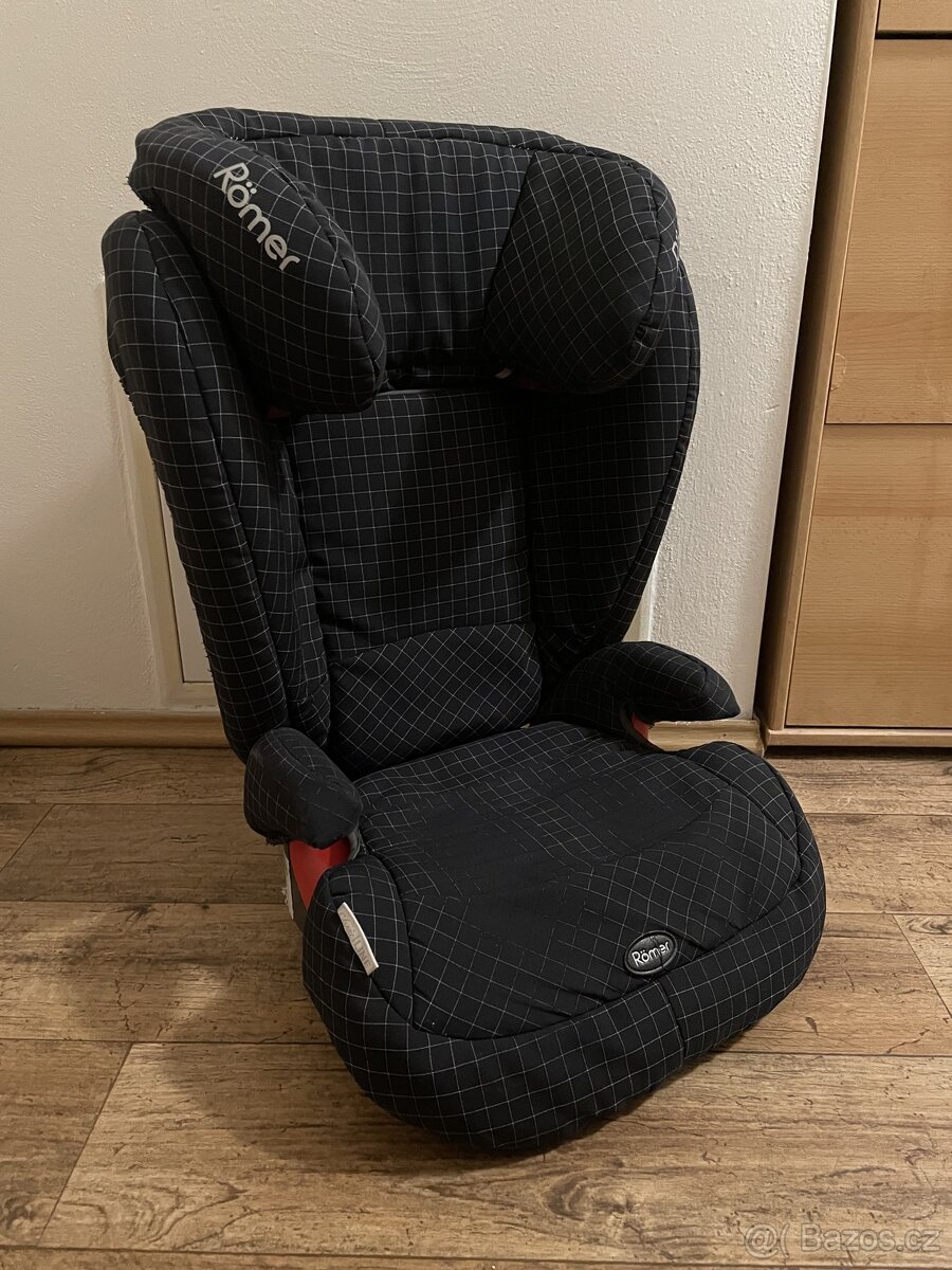 Dětská autosedačka Romer Kidfix (15-36 kg)