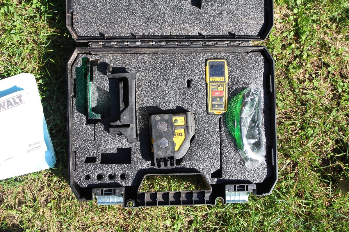 DEWALT DW0889CG Set křížového laseru a dálkoměru