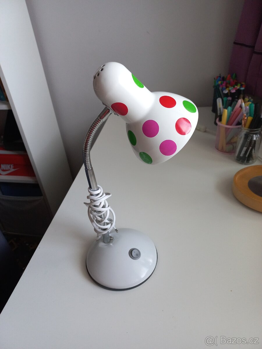 dětská lampička / stolní lampa s puntíky