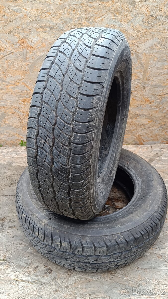 K15 - 2x ZIMNÍ  BRIDGESTONE  - 215/70 R16 99H - 5,4mm