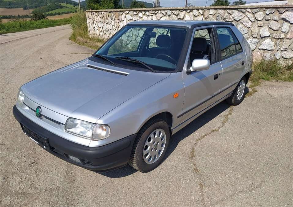 Škoda Felicia 1.3 glxi 1.majitel bez koroze