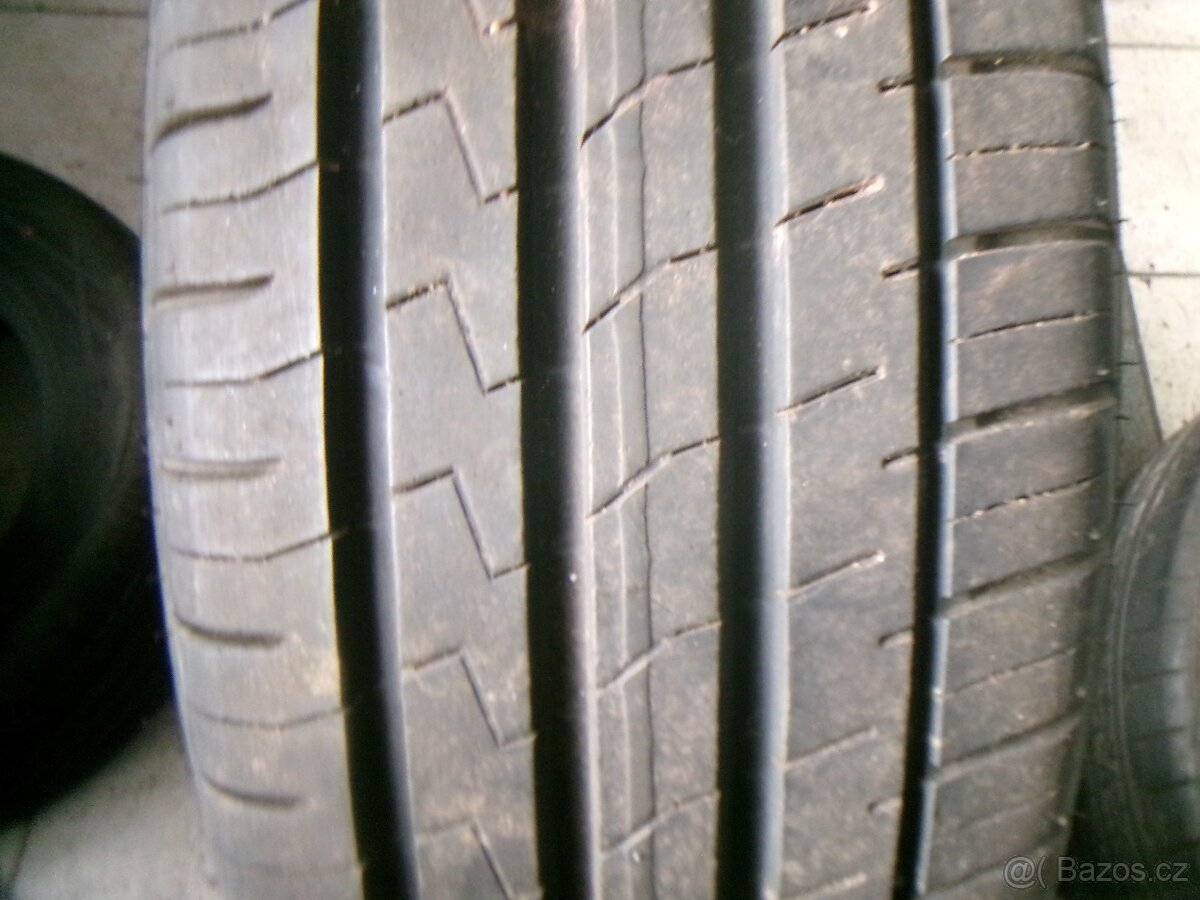 215/70 R16 FALKEN (6,5mm) č.15421