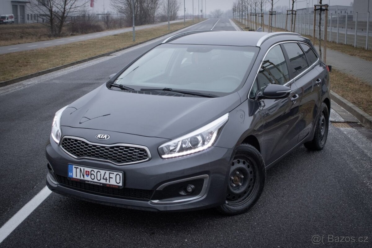 Kia Cee´d SW 1.6 CRDi 136k M6 Silver /AJ NA SPLÁTKY/