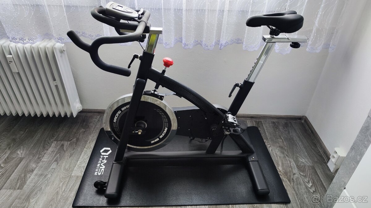 Cyklotrenažér TRINFIT Spin S300