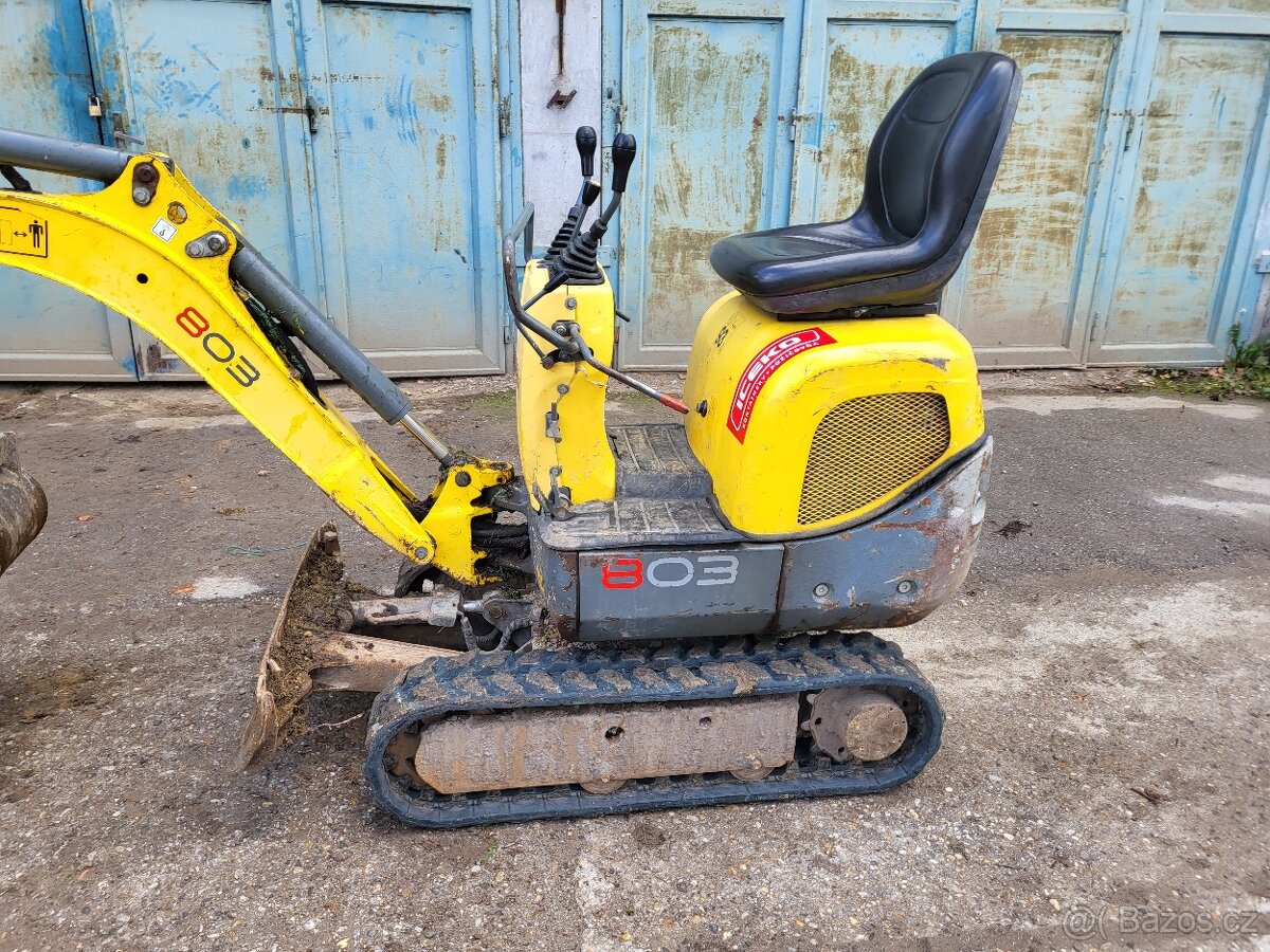 Minibager Wacker Neuson 803