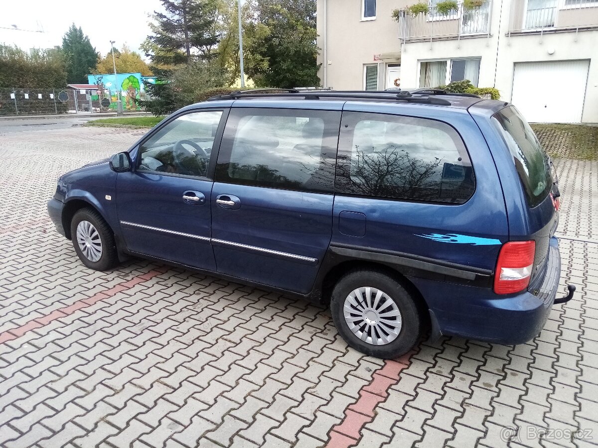 Kia Carnival 2,9 CRDI