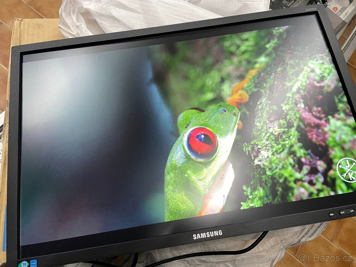 24" LED monitor Samsung S24E650DW nový nepoužitý