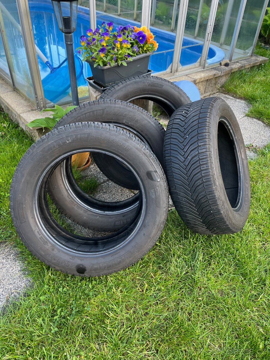 celoroční pneu Michelin Crossclimate 205/ 55 R16