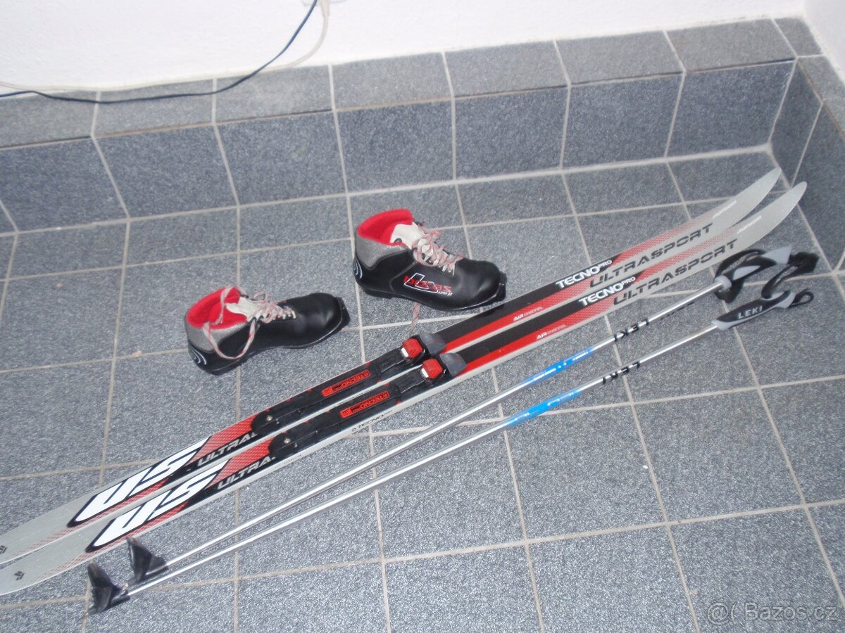 SET BĚŽKY TECNO 147 CM+HŮLKY 120 CM+BOTY VEL.36,5