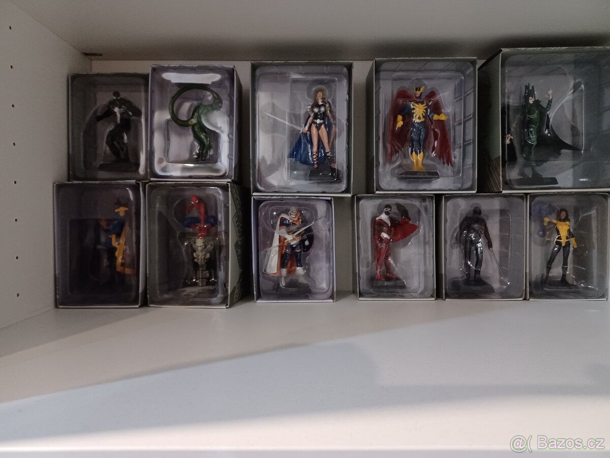 Kompletní sbírka figurek a komiksů Marvel