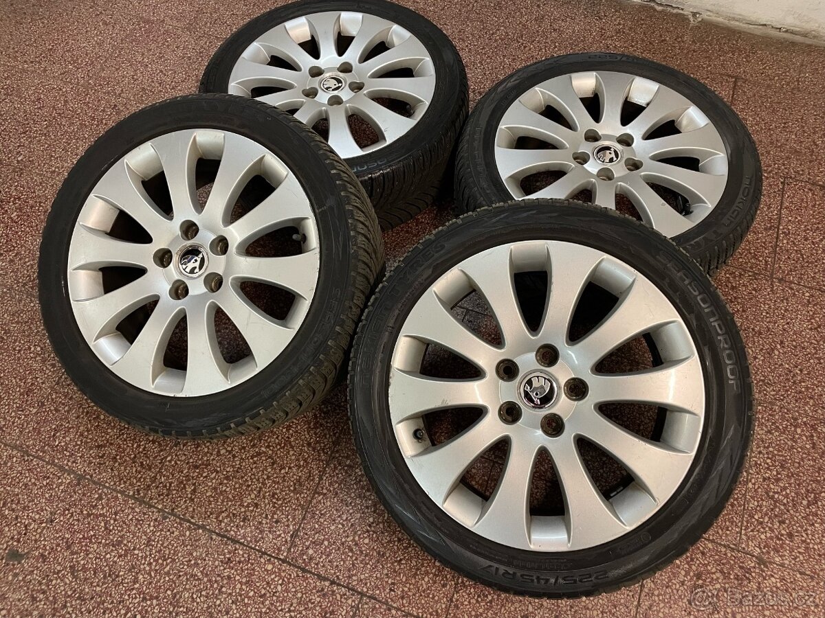 Originalní ALU kola Škoda 5x112 r17 zimní pneu 7mm