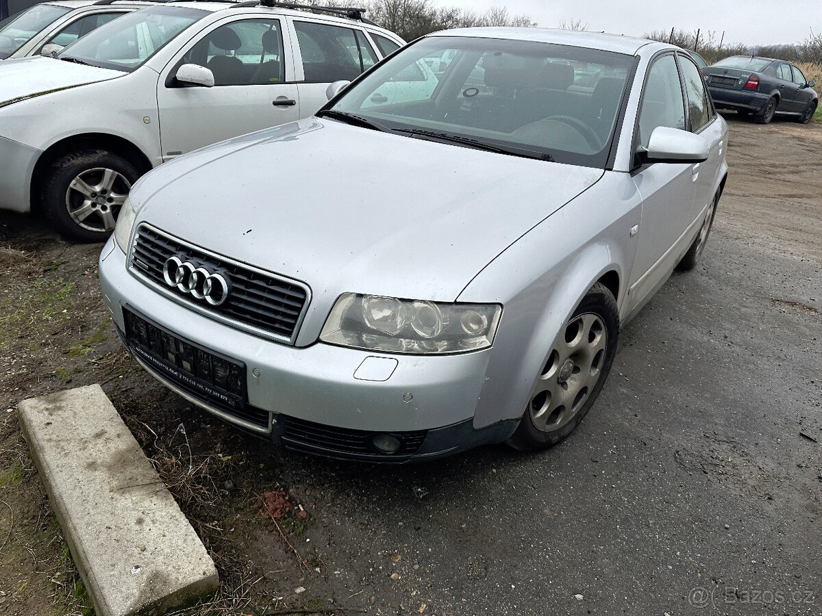 Audi A4 B6 2.5 tdi rok 2002 náhradní díly