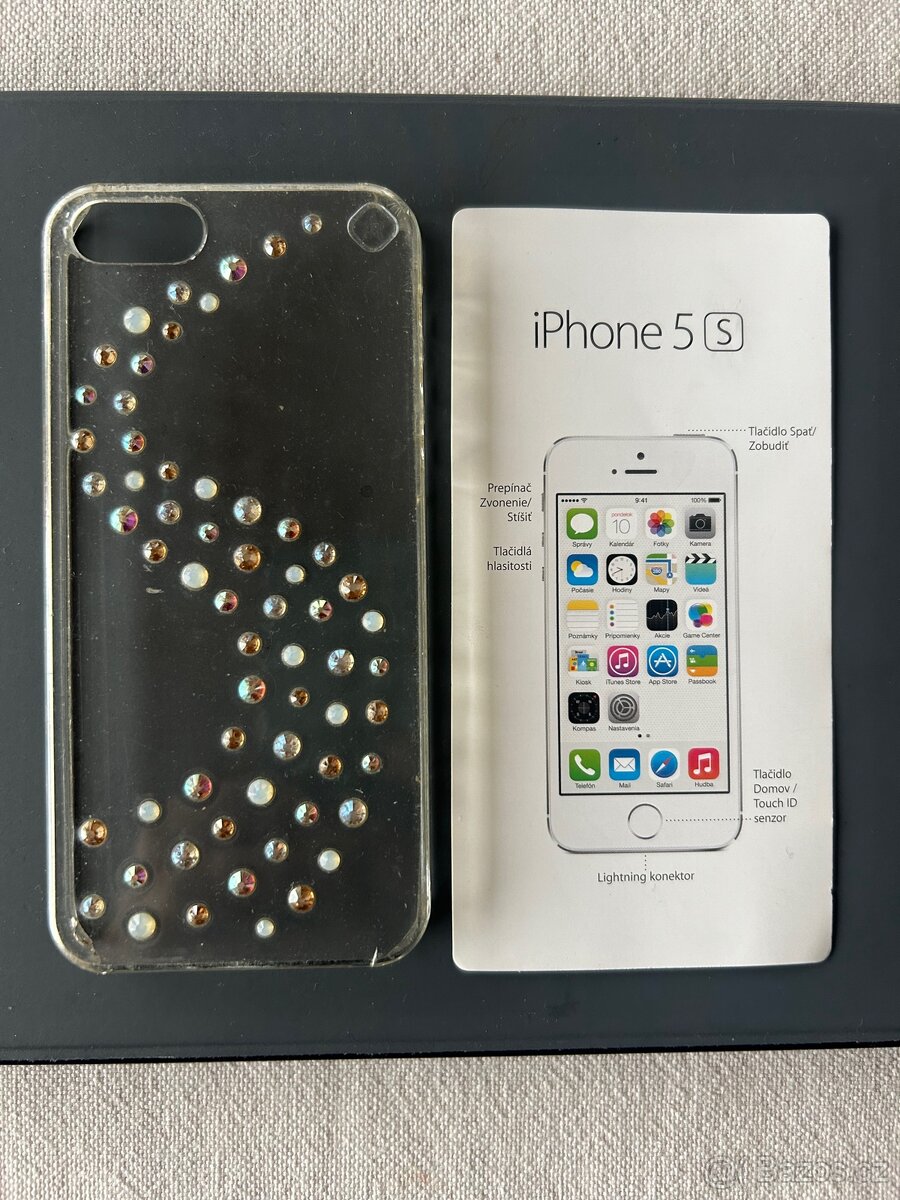 Kryt s kamínky Swarovski  na iPhone 5