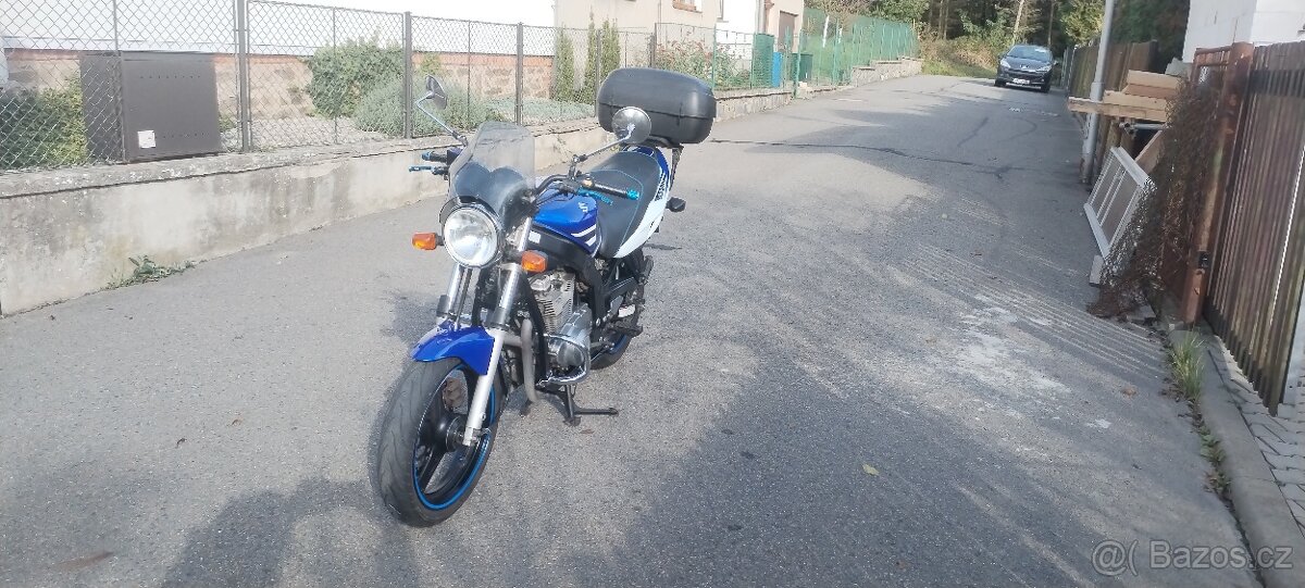 SUZUKI GS 500 E   r.v. 2008