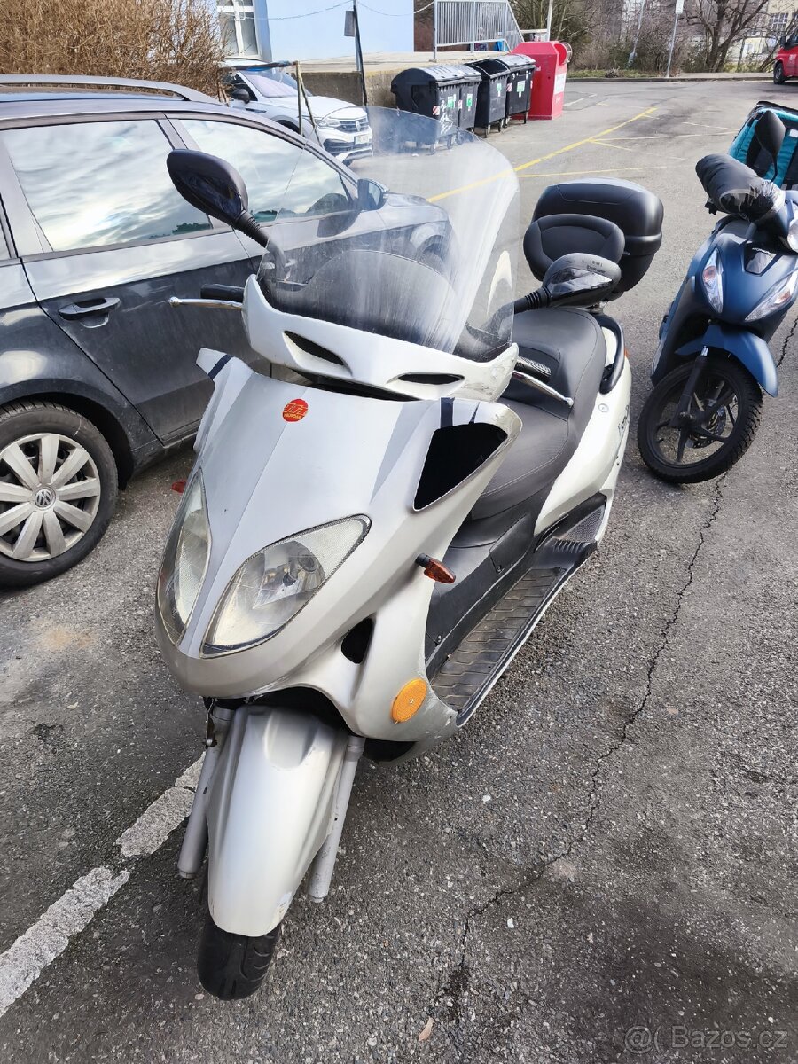 Motom trancity 125