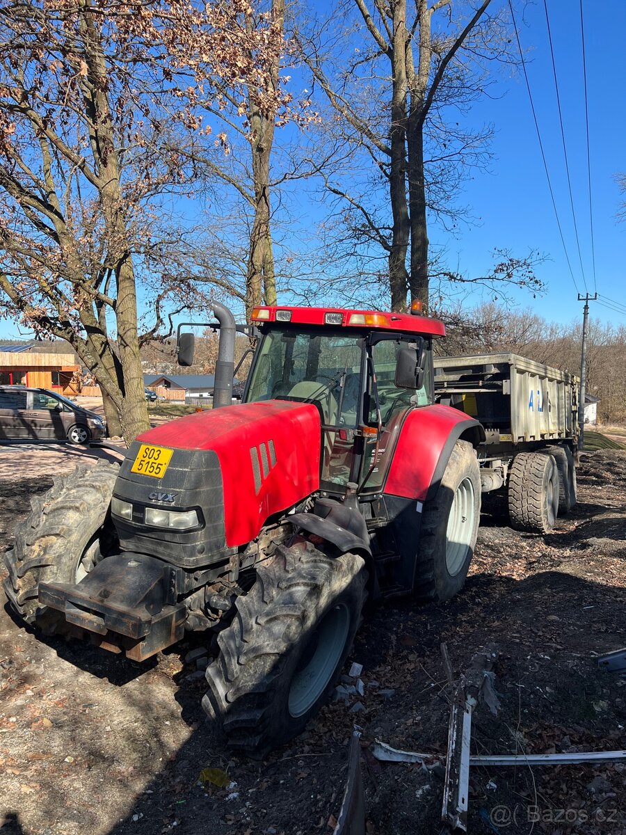 Traktor CASE CVX1155