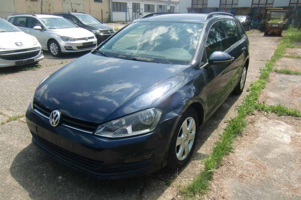 VW GOLF VII VARIANT 1,6TDI Trendline