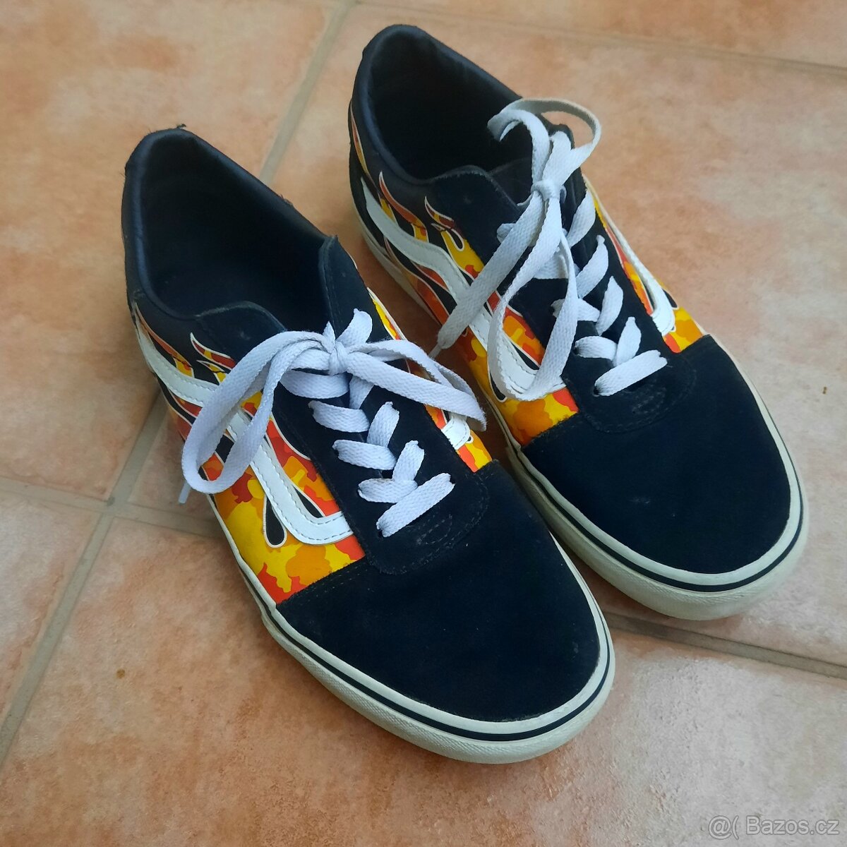 Boty Vans Old Skool - velikost 39, kvalitní materiál