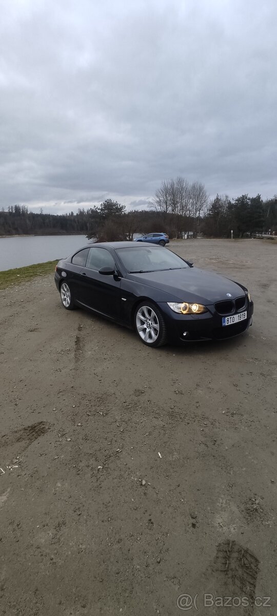 BMW e92 330xi