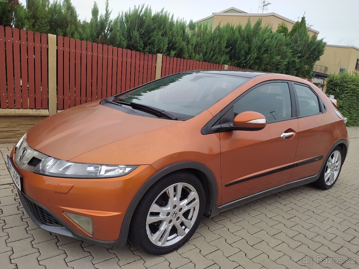 Honda Civic 2.2 i-CDTi 103kW Executive  175 000km