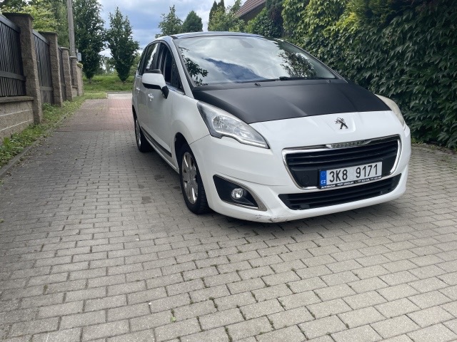 Peugeot 5008 2.0 HDi