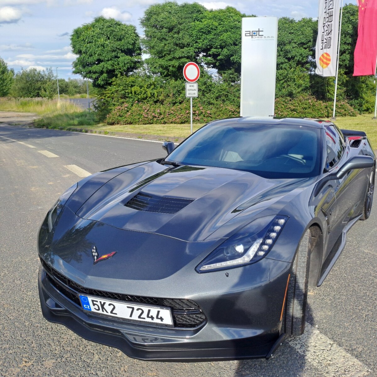 Chevrolet Corvette C7 carbon packet