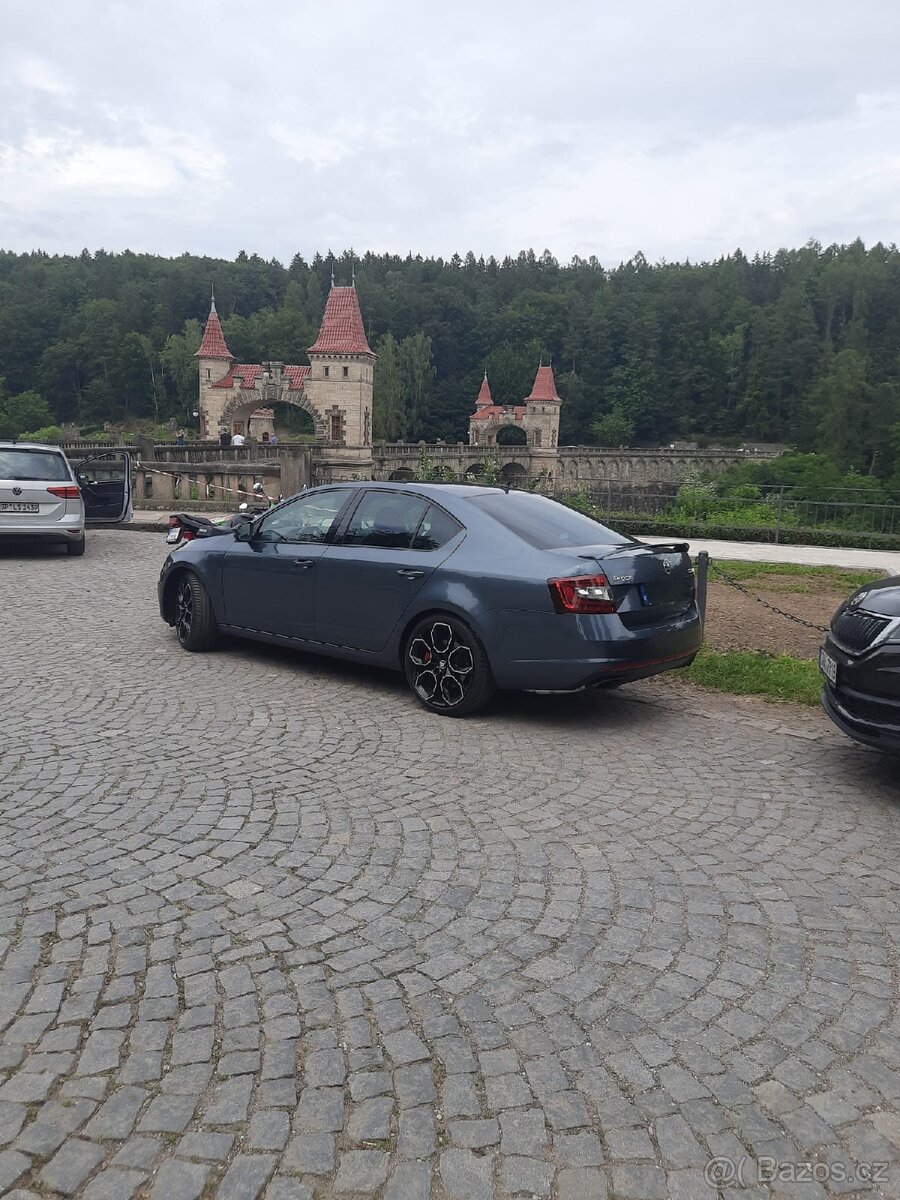 Škoda Octavia RS 245 Challenge manual