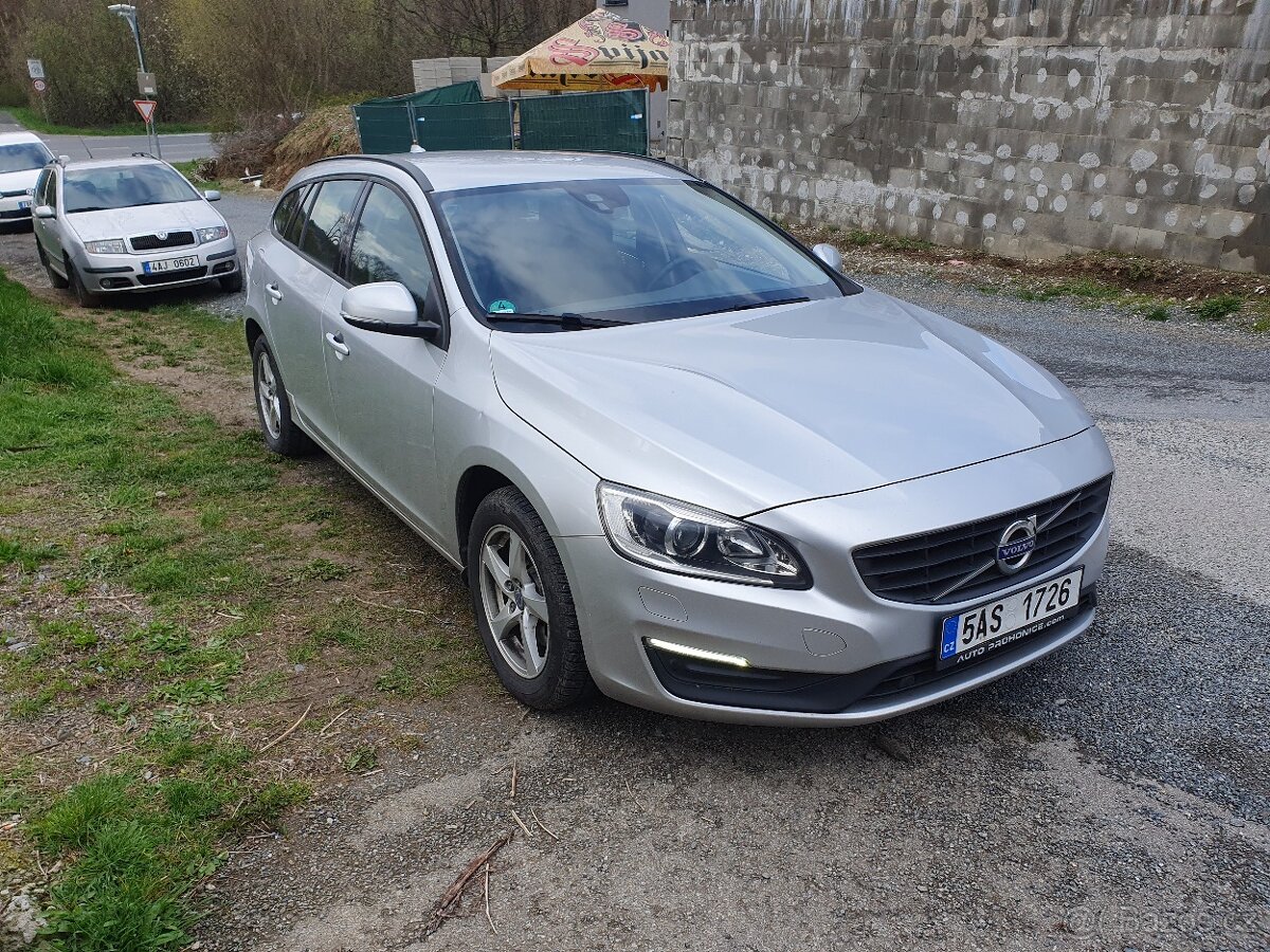 Volvo V60 D4