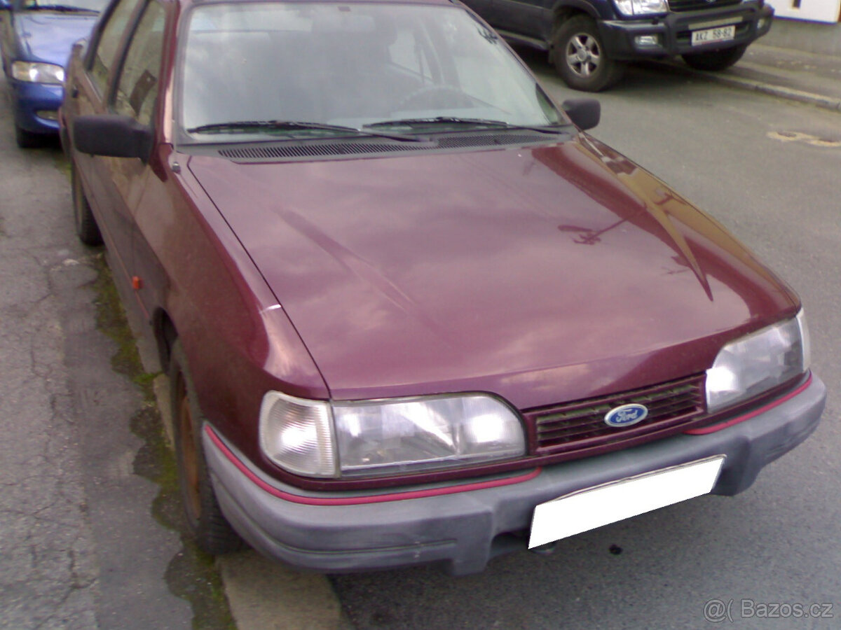 Ford Sierra - použité náhradní díly z tohoto vozu